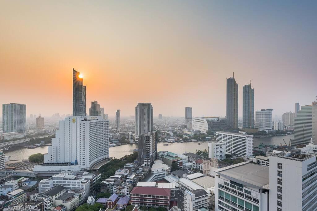 Central Bangkok, 5 Stars River View & Characteristic Decor エクステリア 写真